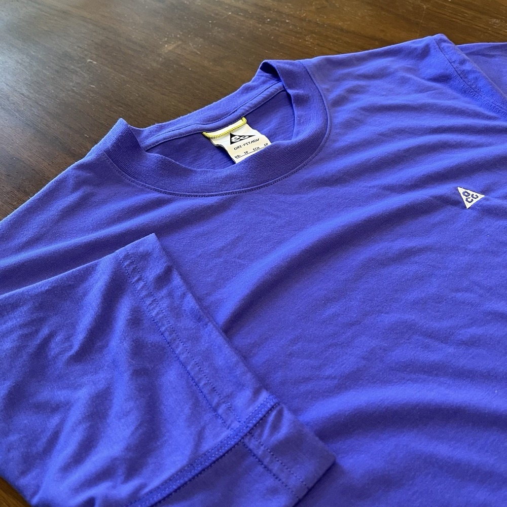 Nike ACG DRI FIT ADV T Shirt Men's XS Purple FN8411-510